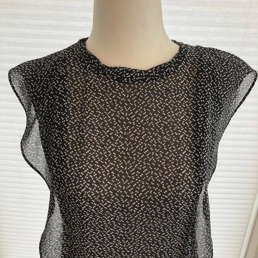 Tiny Square Dotted Top - image 4